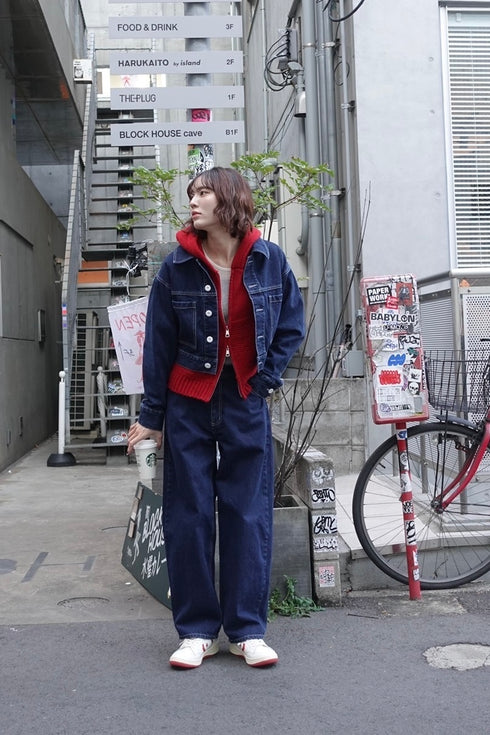 カーブシルエットデニム